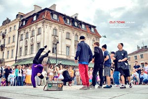 荷兰队神奇逆转，意外捧得冠军奖杯